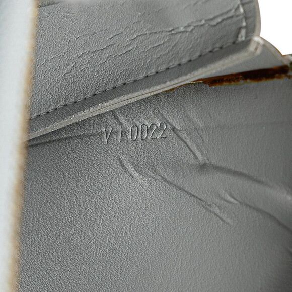 Louis Vuitton Lexington Vernis Patent Leather Handbag - Picture 9 of 10